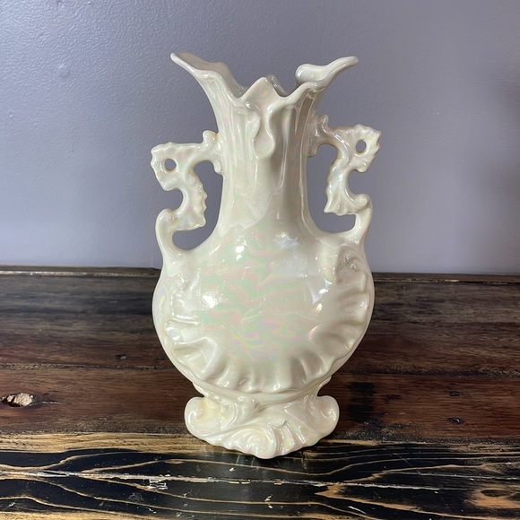 Vintage vase with iridescent glaze in ivory. Hand made by Elsie D. in 1978 - Picture 4 of 17